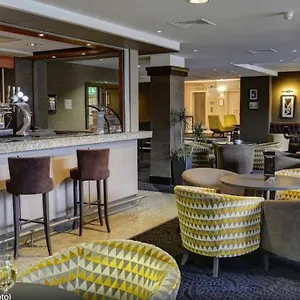 Hotel Cresta Court
