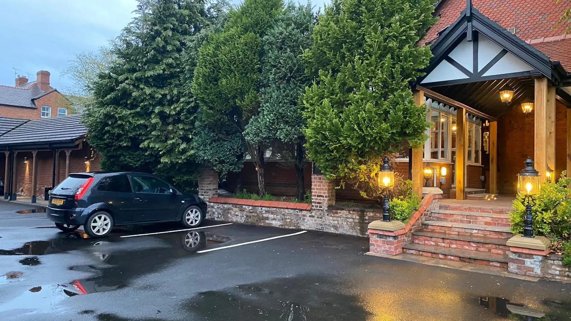 The Chester Court Hotel
